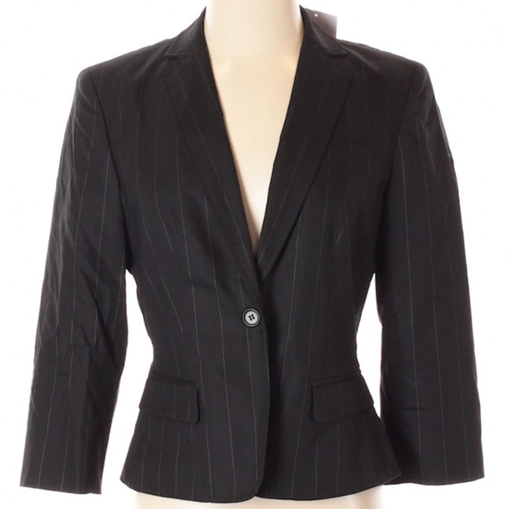 ♡ Calvin Klein Gray Striped Blazer